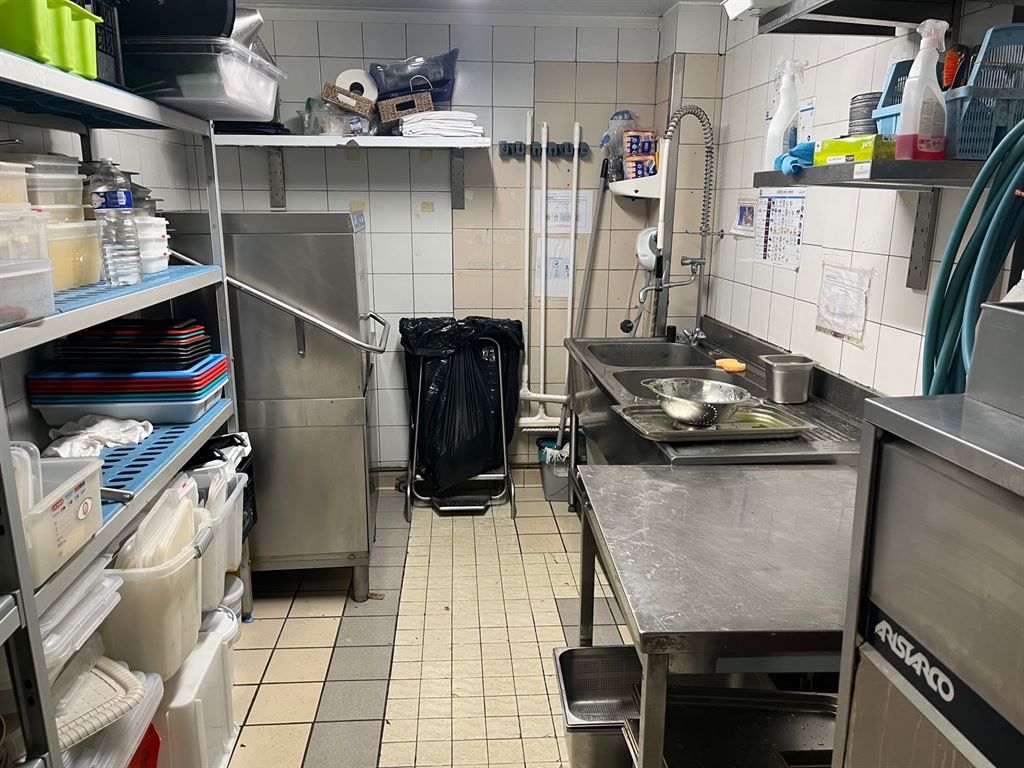Location Commerce Paris 7 75007
